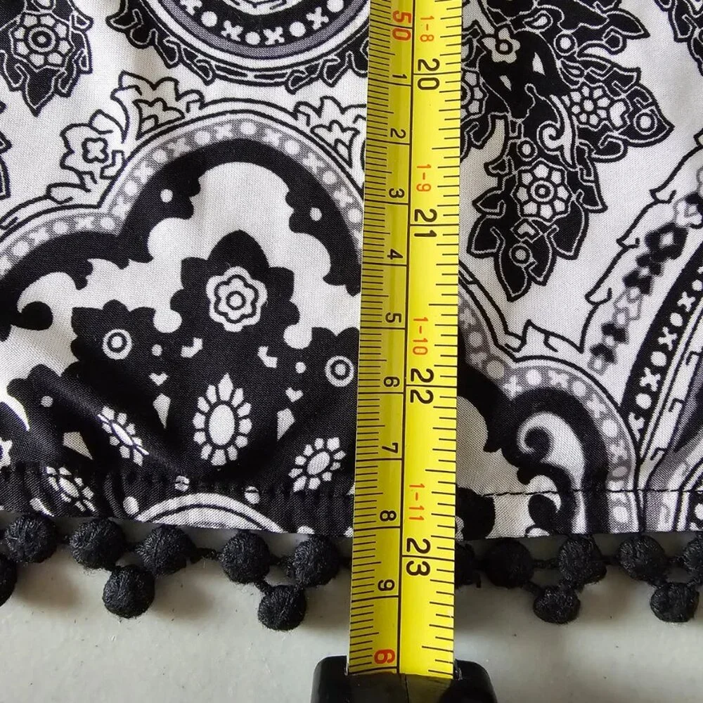 INC International Concepts Top M Black White Paisley Sleeveless Pom Pom Hem Trim - Picture 3 of 13